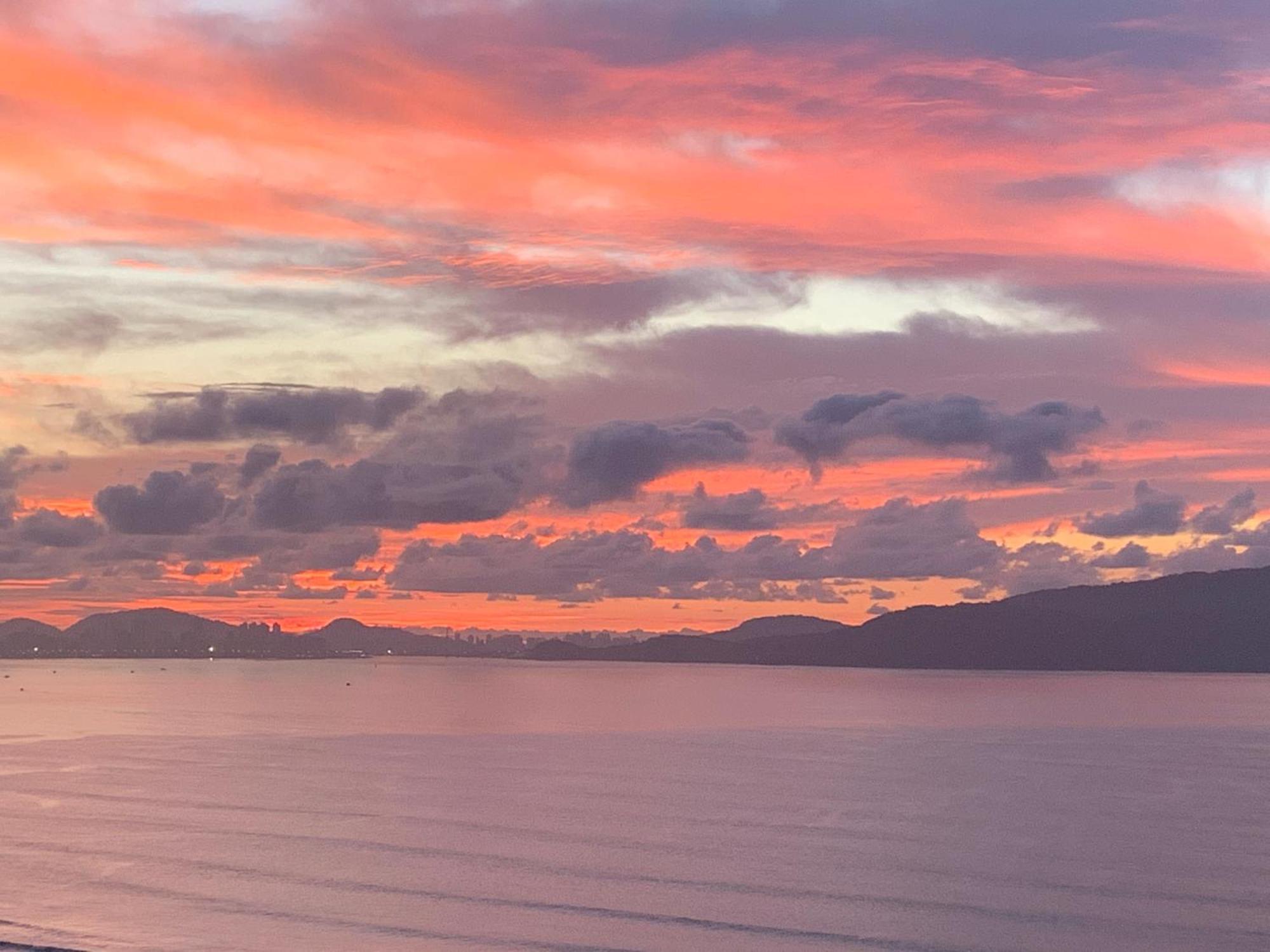 Apto Antigo Frente Mar Para Alugar Διαμέρισμα São Vicente Εξωτερικό φωτογραφία